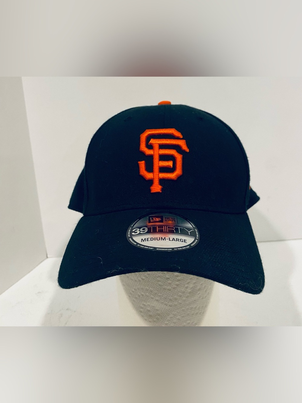 New Era 39THIRTY San Francisco Giants Flex Fit Hat Cap Black Orange Medium-Large